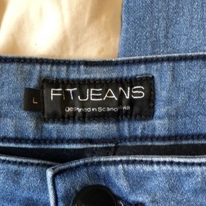 Fit jeans sz L